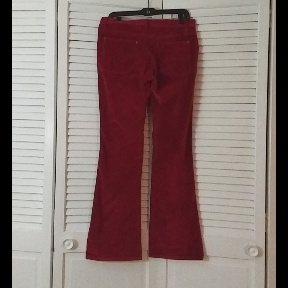 Guess Pants - Picture 5 of 5